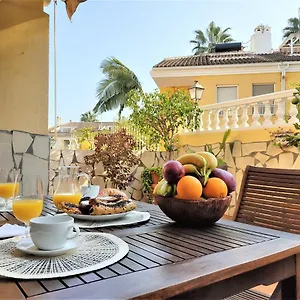 Chalet Adosado En Torre Del Mar